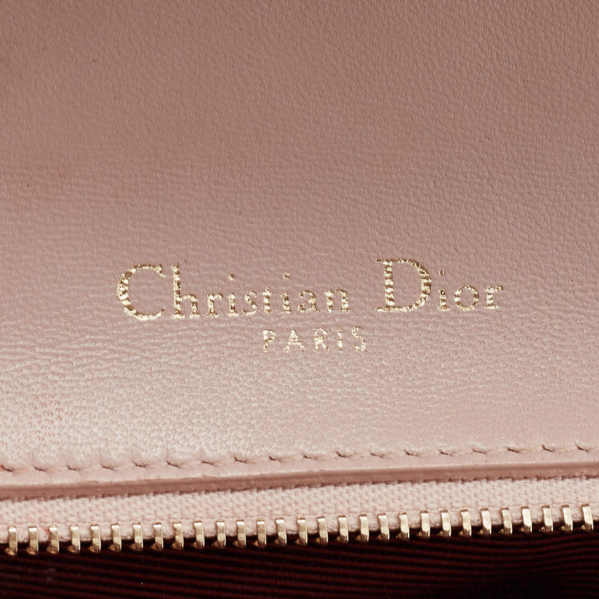 Dior Beige Patent Leather Medium Diorama Shoulder Bag For Sale 5