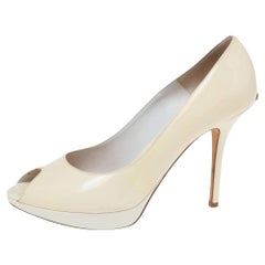 Escarpins Miss Dior à bout ouvert en cuir verni beige, taille 40,5