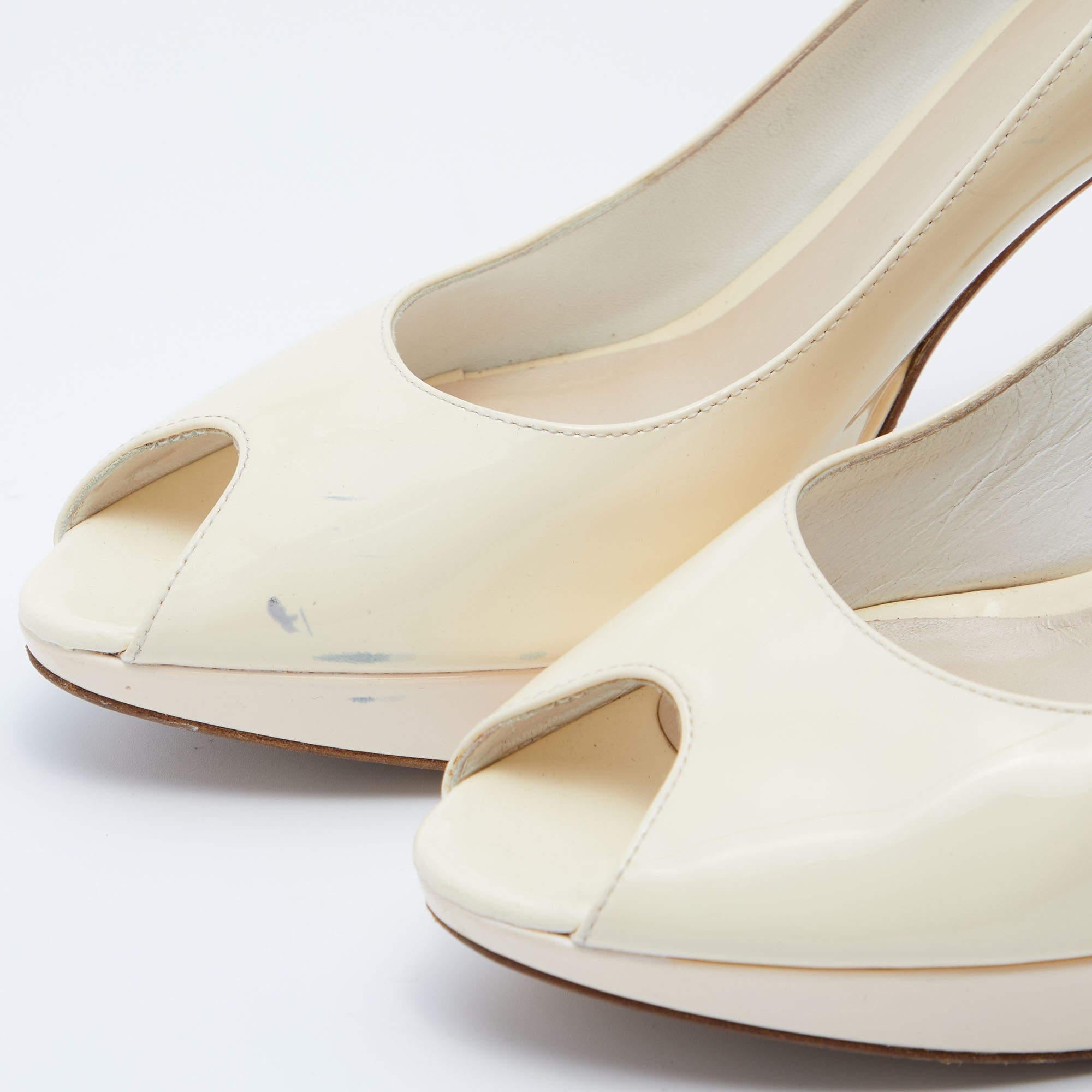 Dior Beige Patent Leather Miss Dior Pumps Taglia 40.5 in vendita 4