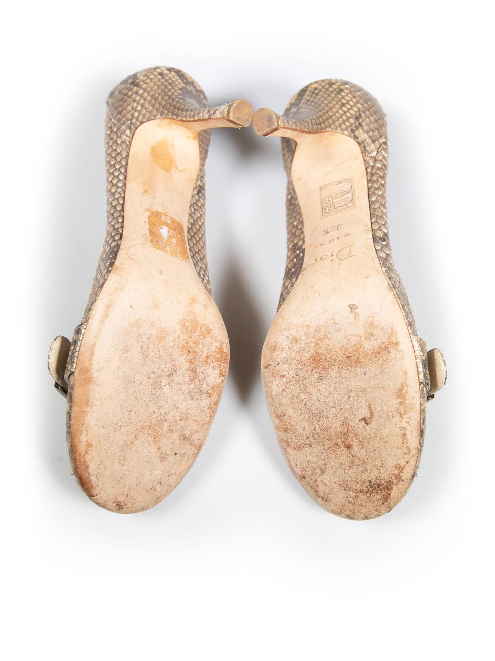 Women's Dior Beige Python Buckle Detail Pumps Size IT 39.5 For Sale