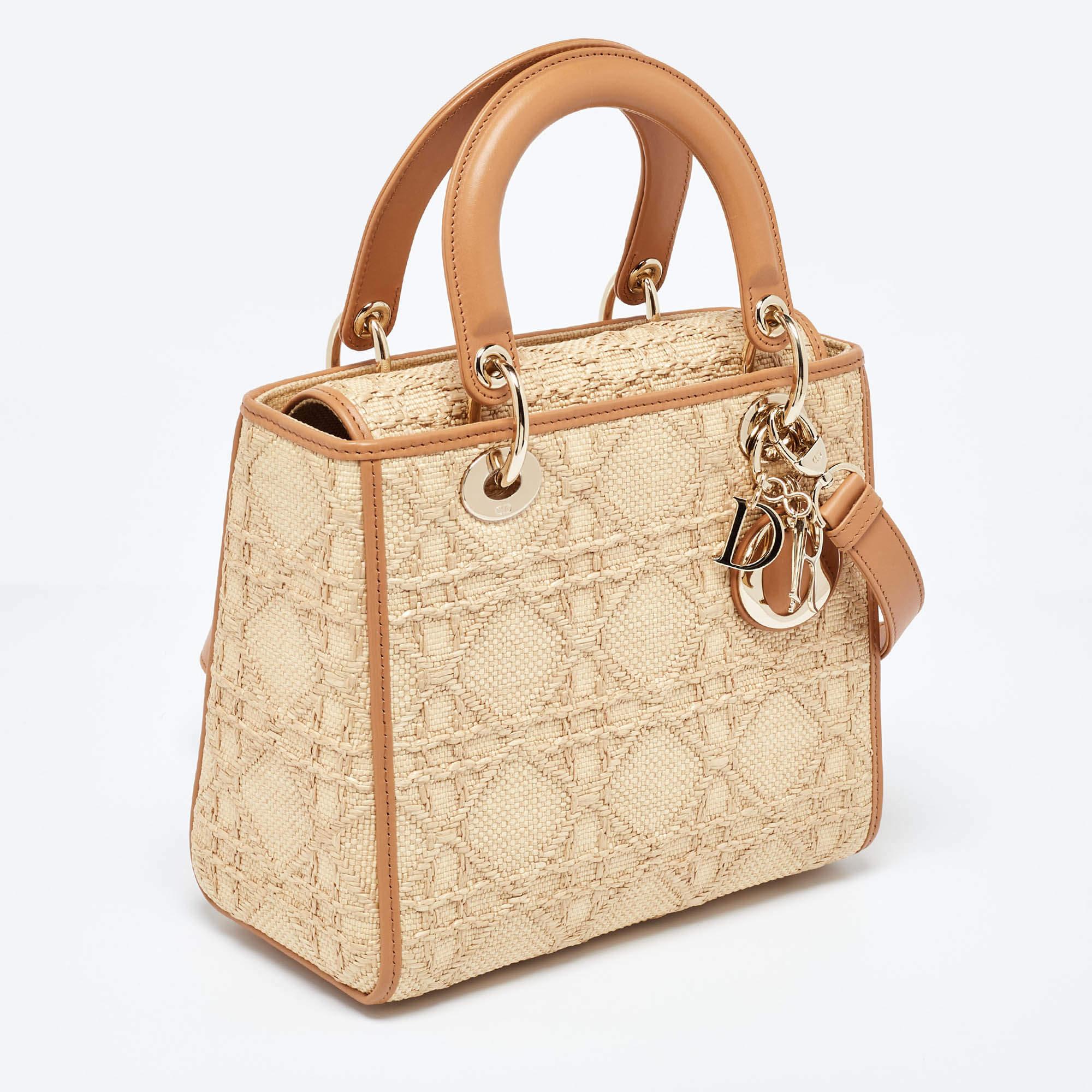 Dior Beige Raffia and Leather Medium Lady Dior Tote In Excellent Condition In Dubai, Al Qouz 2