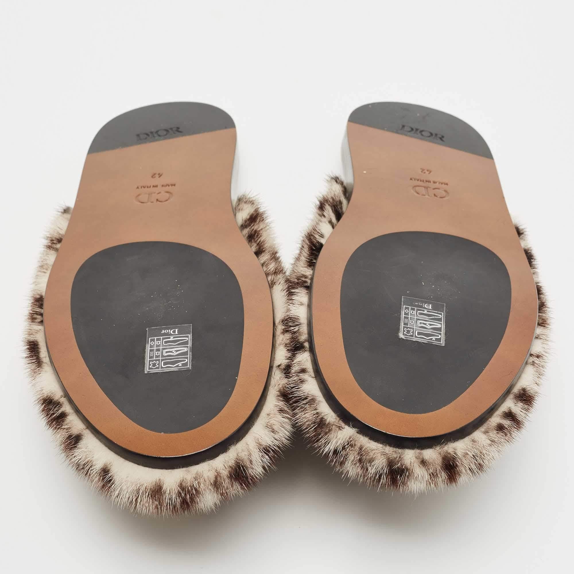 Dior Beige/White Fur Mink Mules Size 42 For Sale 1