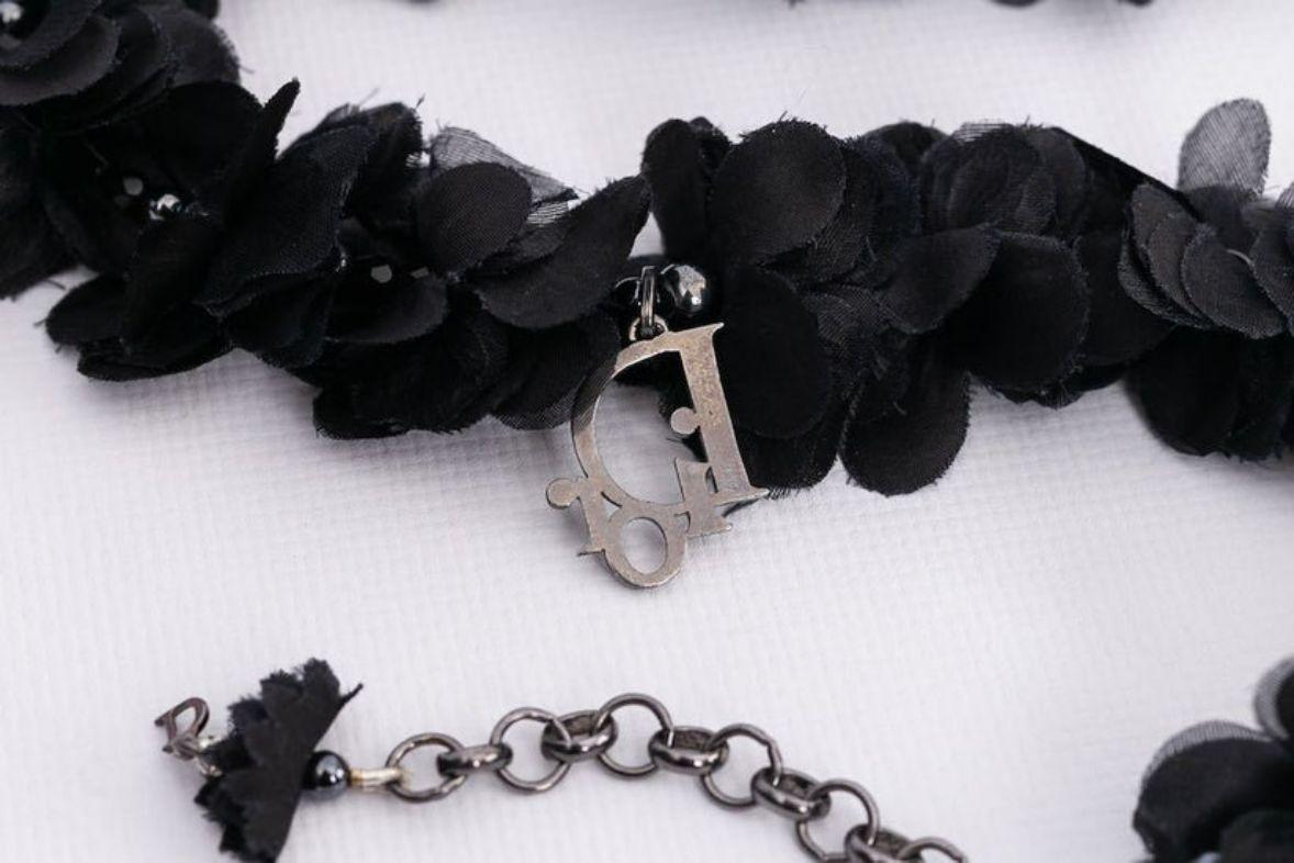 Dior Black Beads and Flowers Necklace For Sale 2
