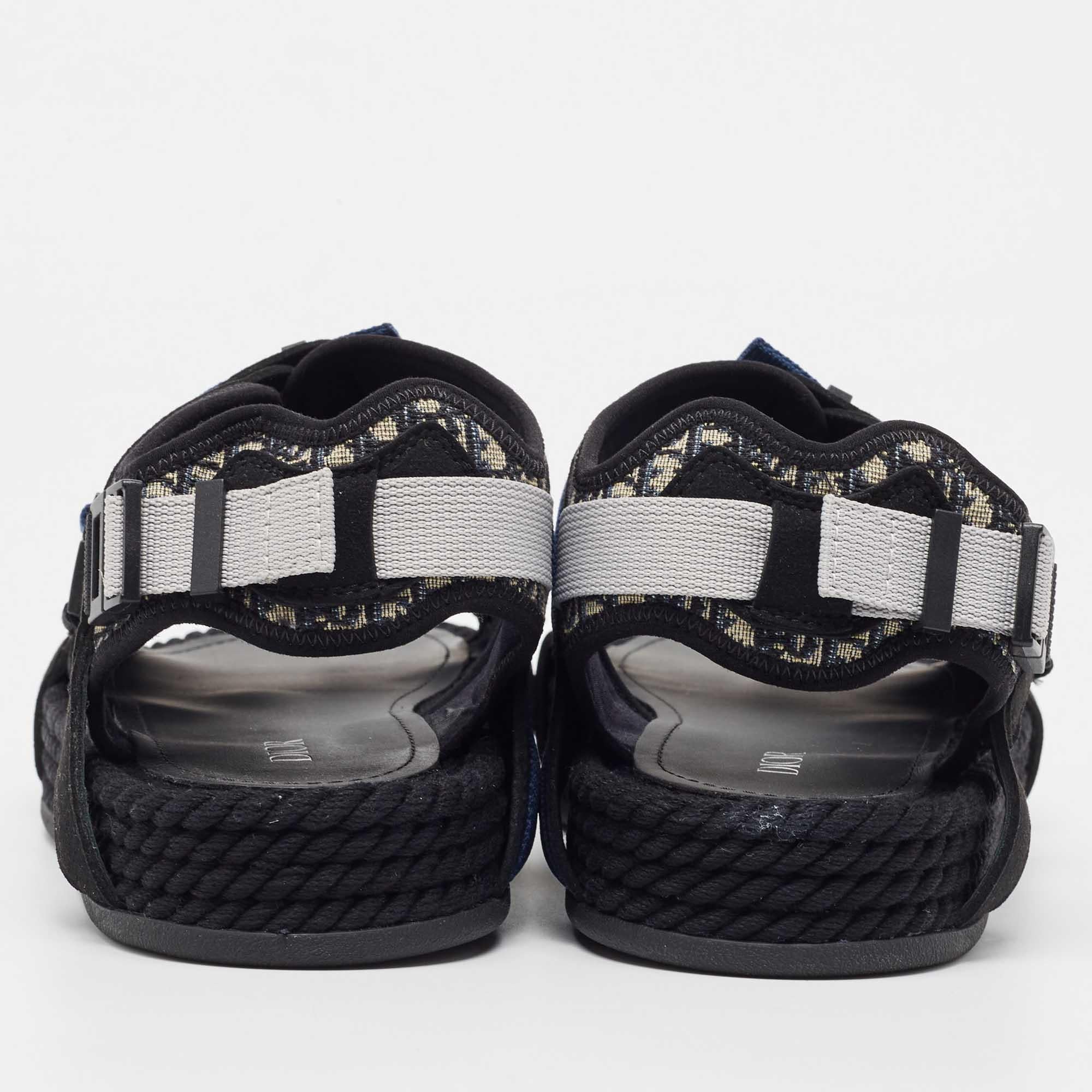 DIOR Black/Blue Jacquard Atlas Sandals Size 41 In Excellent Condition In Dubai, Al Qouz 2