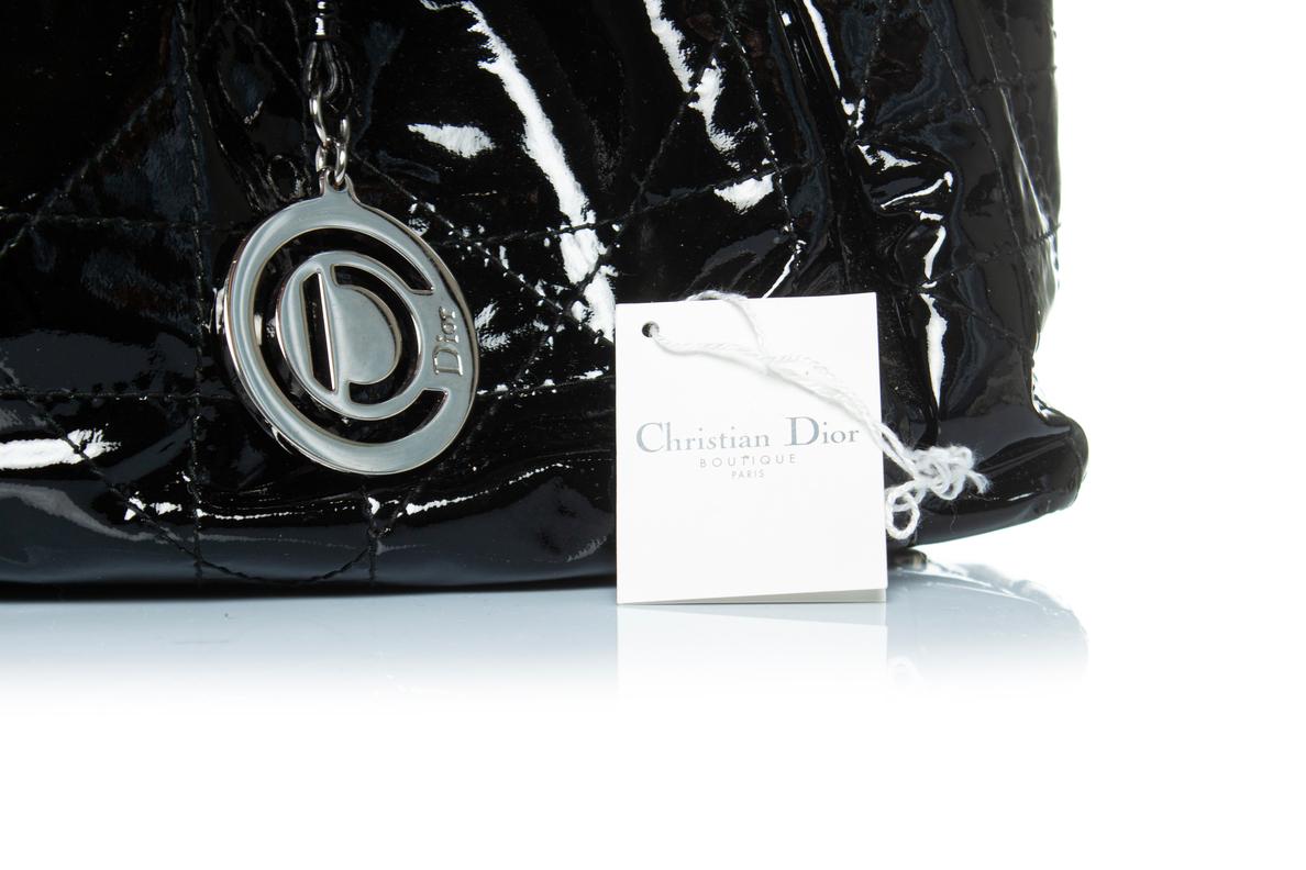 Dior, Black Cannage Le Trente shoulder bag For Sale 2