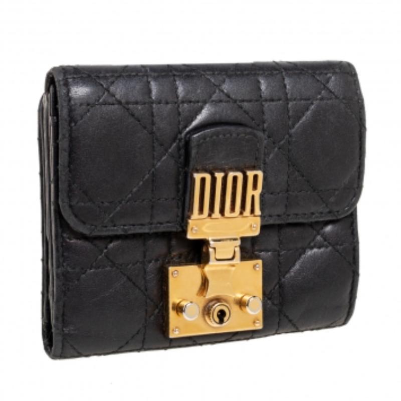 Dior Black Cannage Leather Addict Compact Wallet In Fair Condition For Sale In Dubai, Al Qouz 2