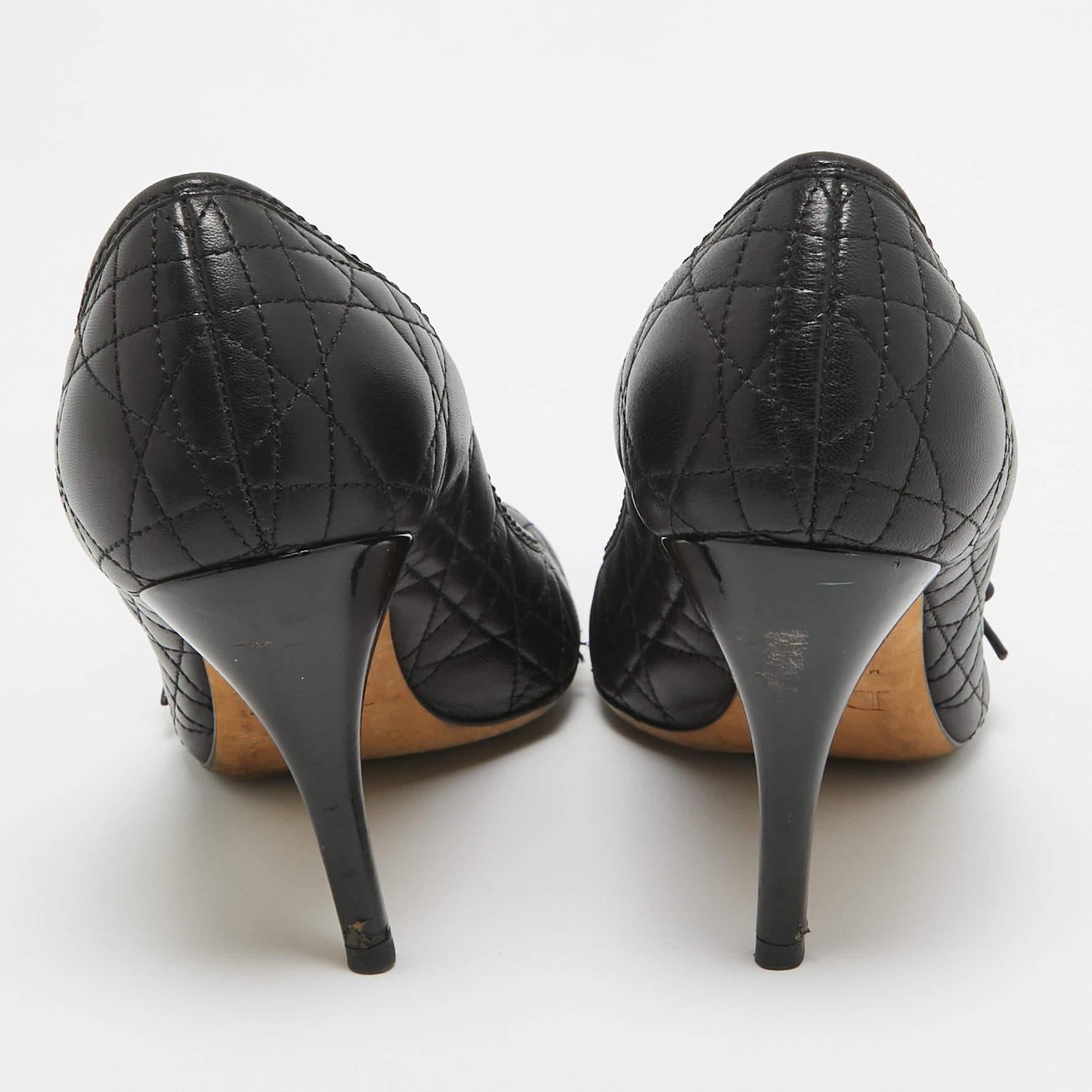 Dior Black Cannage Leather Bow Round Toe Pumps Size 37.5 For Sale 1