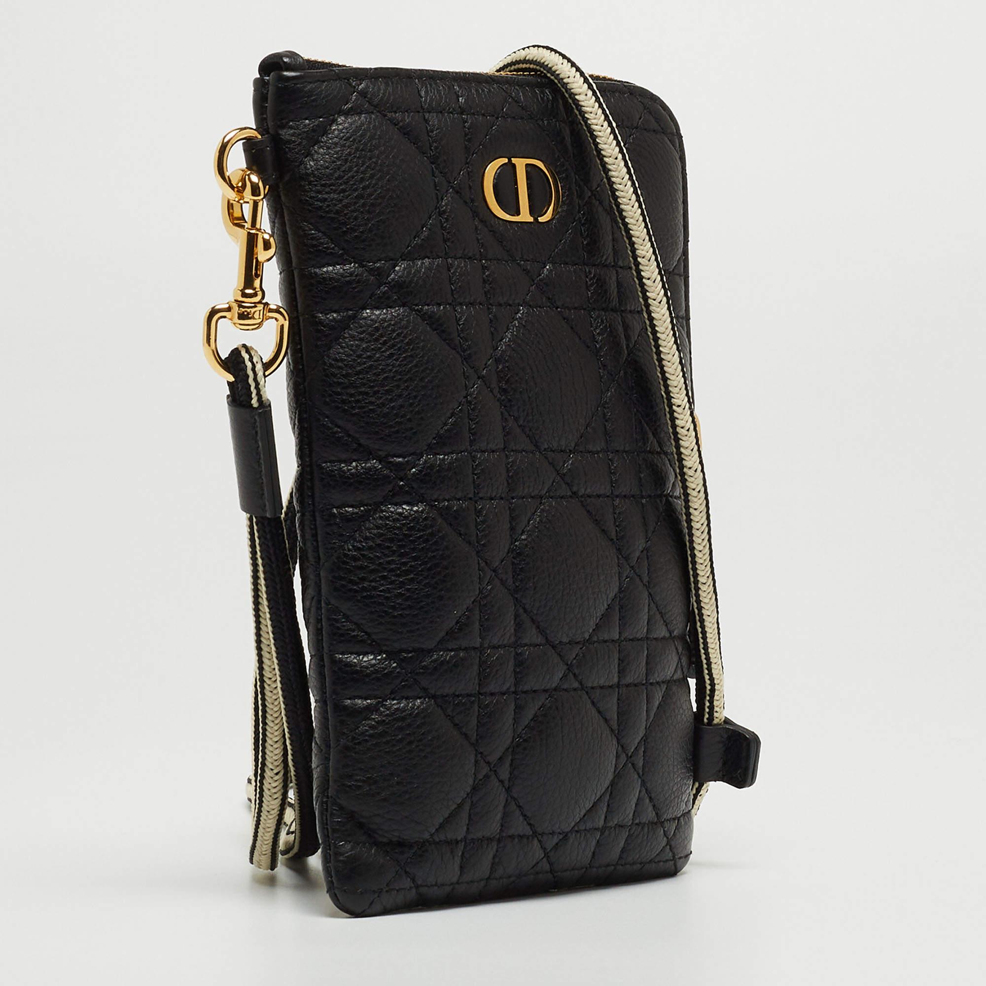 Dior Black Cannage Leather Caro Multifunctional Pouch In Good Condition In Dubai, Al Qouz 2