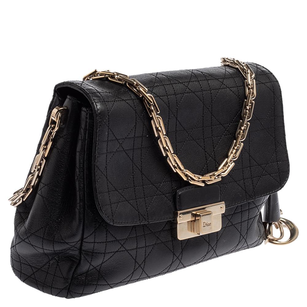 Dior Black Cannage Leather Diorling Shoulder Bag In Good Condition In Dubai, Al Qouz 2