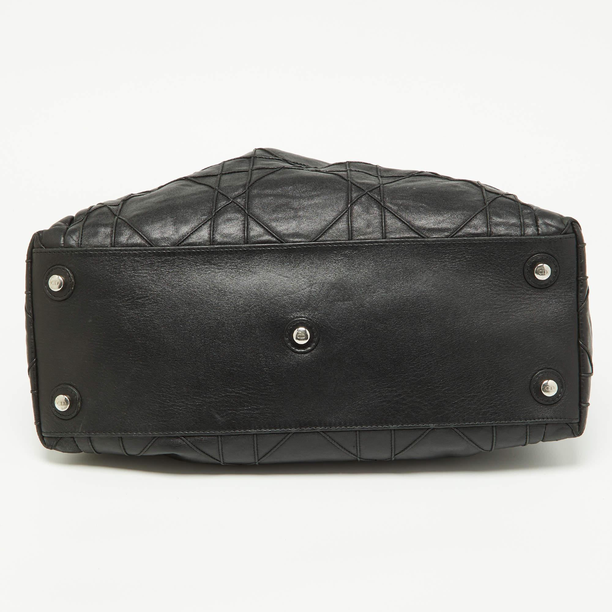 Dior Black Cannage Leather Le Trente Hobo For Sale 1