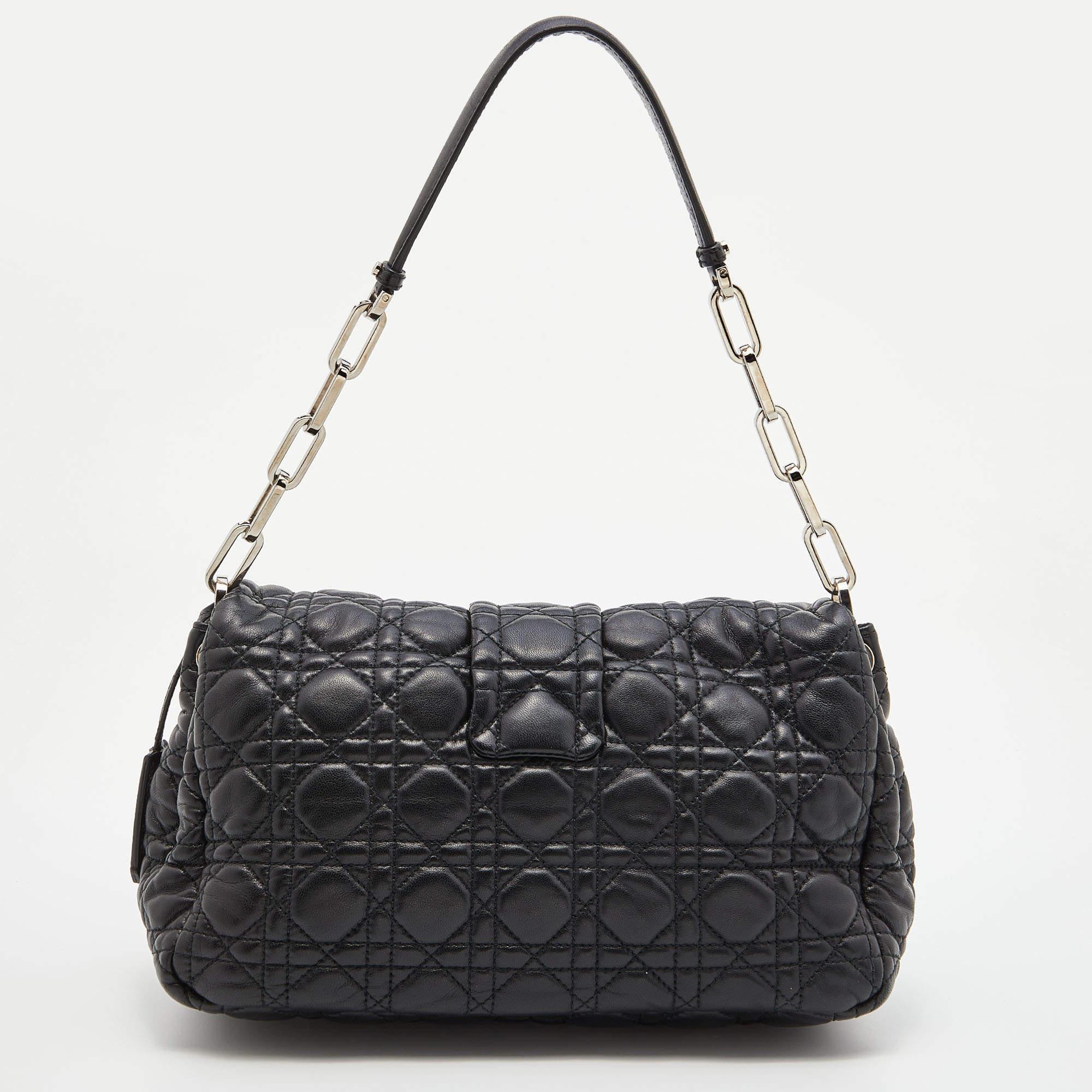 Designer bags are ideal companions for ample occasions! Here we have a fashion-meets-functionality piece crafted with precision. It has been equipped with a well-sized interior that can easily fit your essentials.

Includes: Original Dustbag
