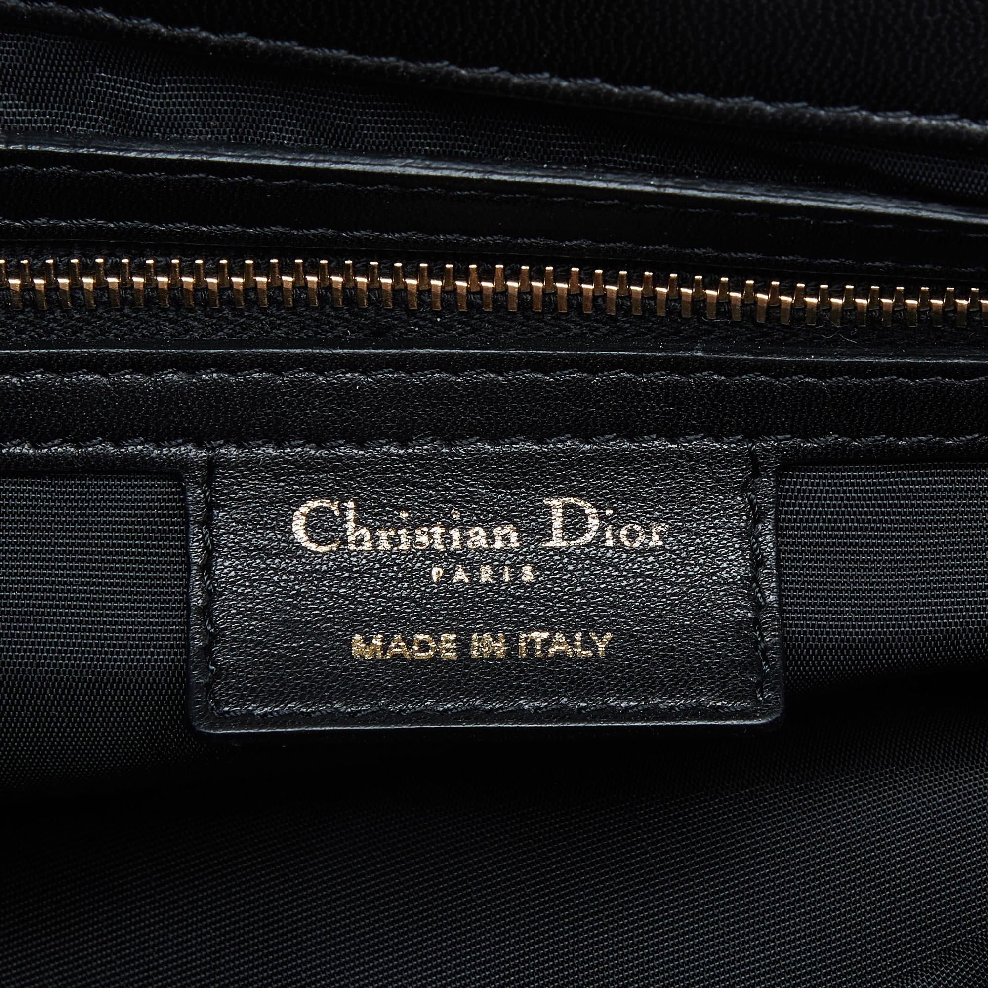 Dior Black Cannage Leather New Lock Flap Chain Bag en vente 1