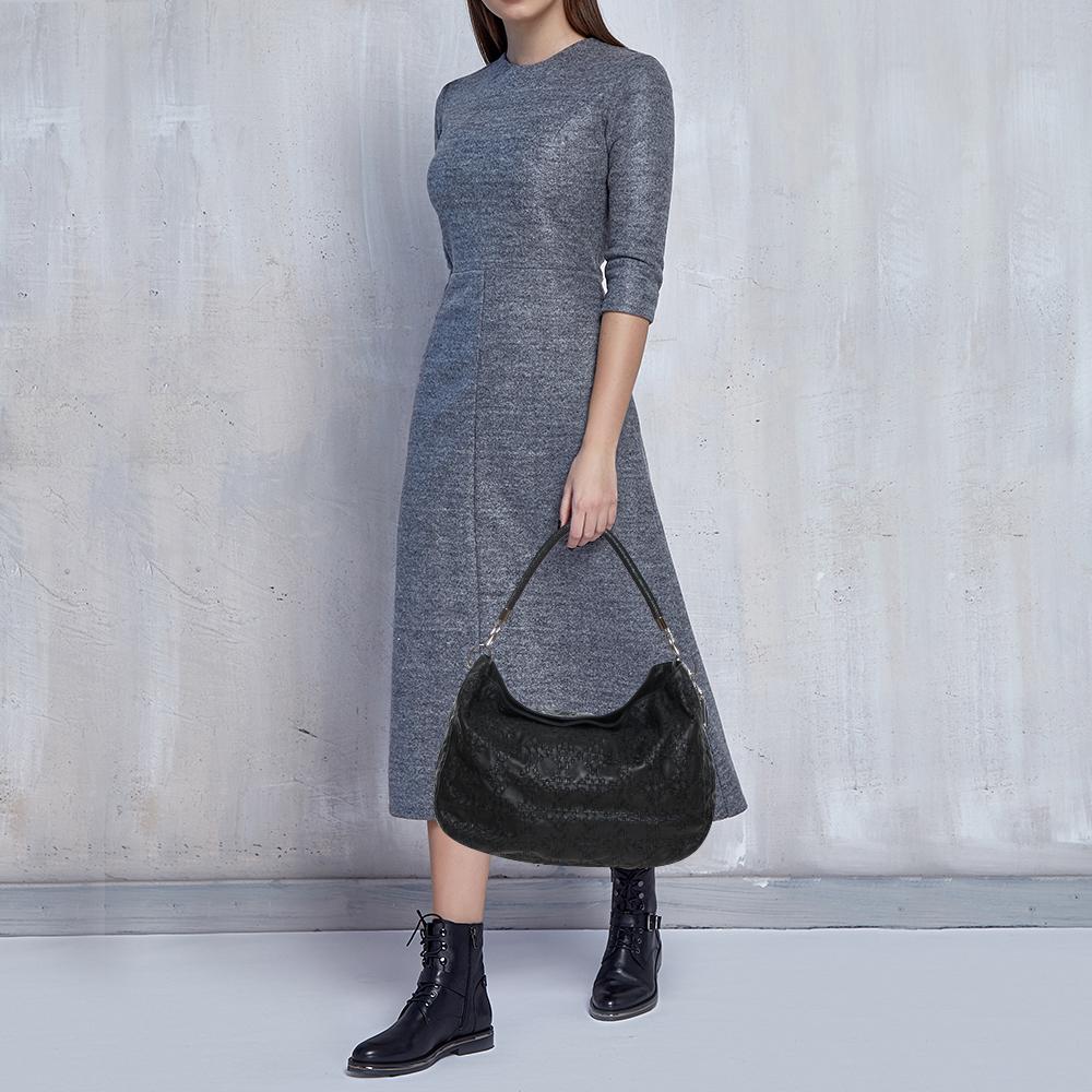 Dior Schwarz Cannage Leder Peitschenstich Hobo im Zustand „Gut“ in Dubai, Al Qouz 2