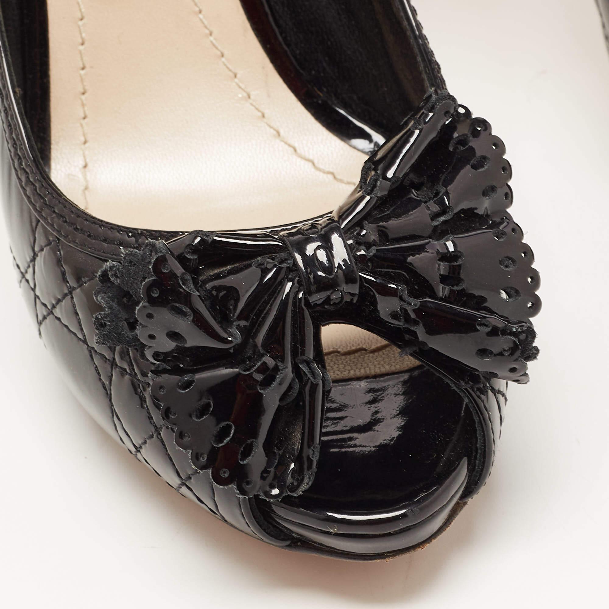 Women's Dior Black Cannage Patent Leather Bow Peep Toe Pumps Size 40 For Sale