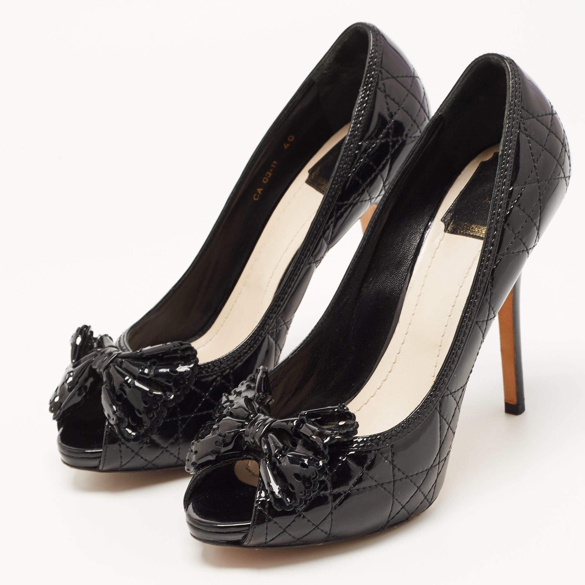 Dior Black Cannage Patent Leather Bow Peep Toe Pumps Size 40 For Sale 2