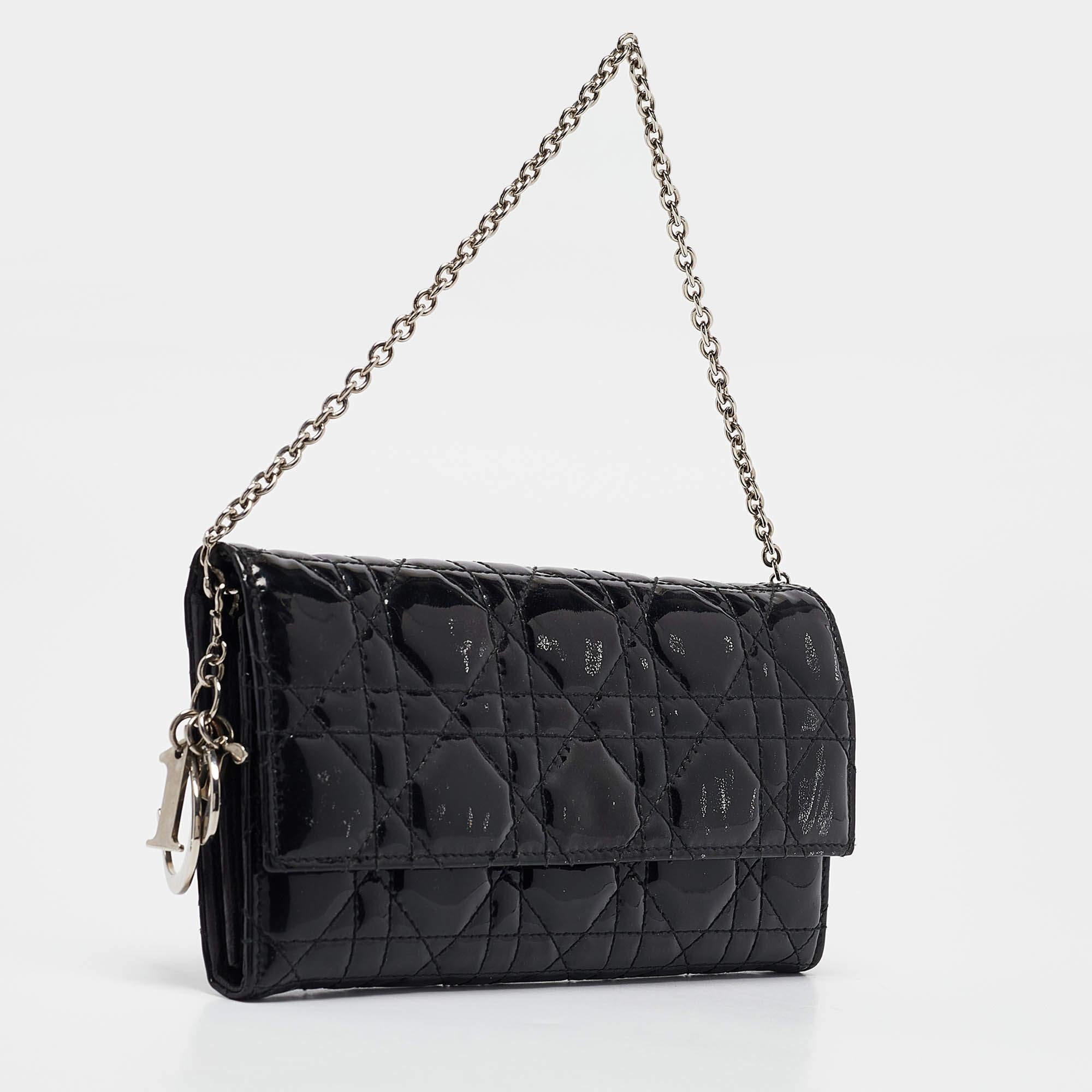 Dior Black Cannage Patent Leather Lady Dior Wallet On Chain In Fair Condition For Sale In Dubai, Al Qouz 2