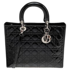 Dior - Grand sac cabas Lady Dior en cuir verni noir cannage