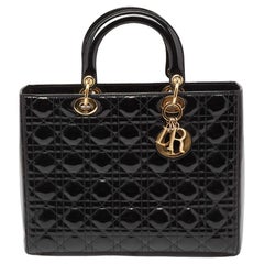 Dior - Grand sac cabas Lady Dior en cuir verni noir cannage