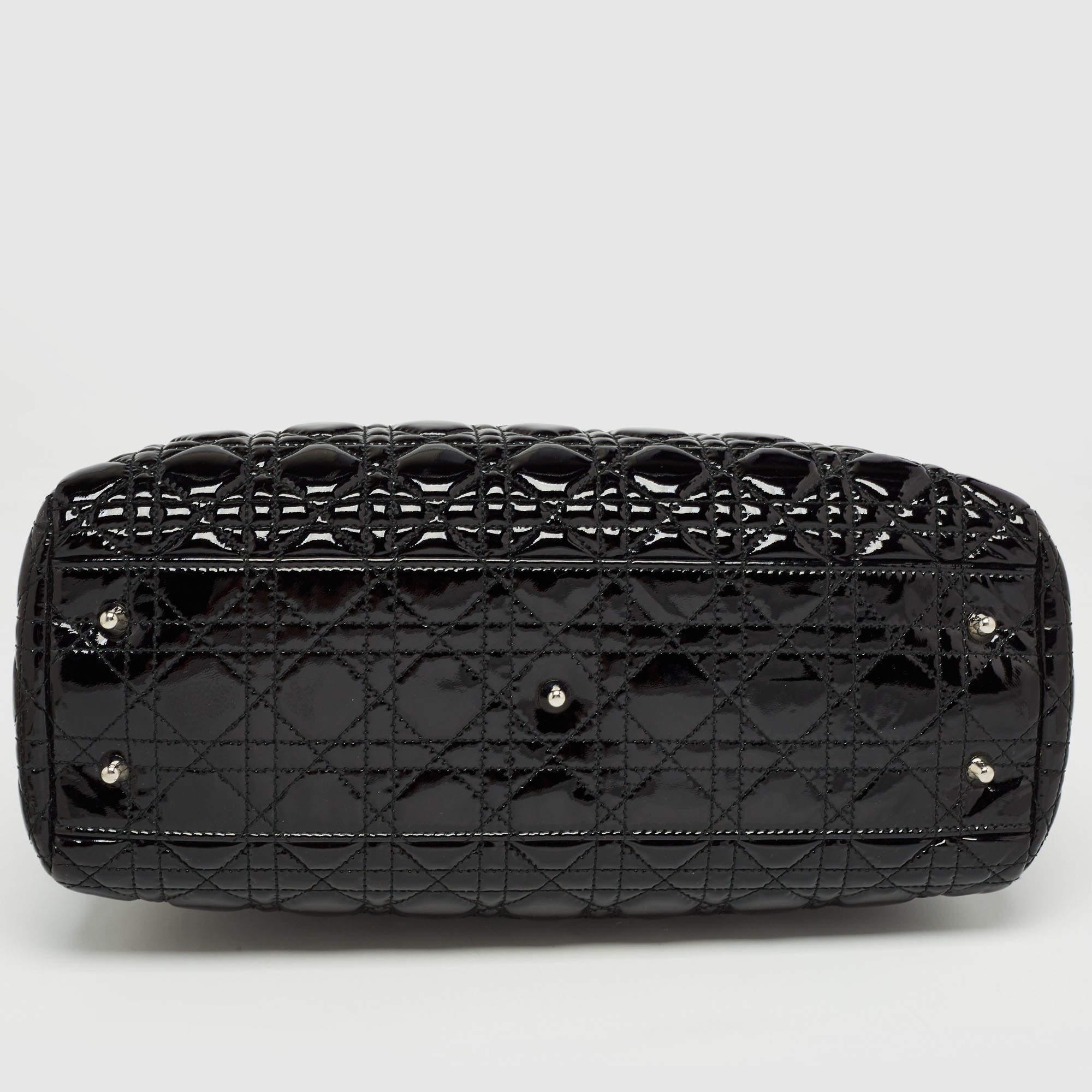 Dior Black Cannage Patent Leather Large Soft Lady Dior Shopper Tote en vente 8