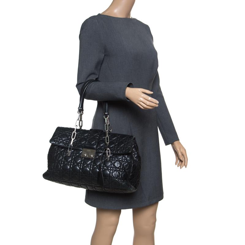 Dior Black Cannage Quilted Leather Large New Lock Satchel In Good Condition In Dubai, Al Qouz 2