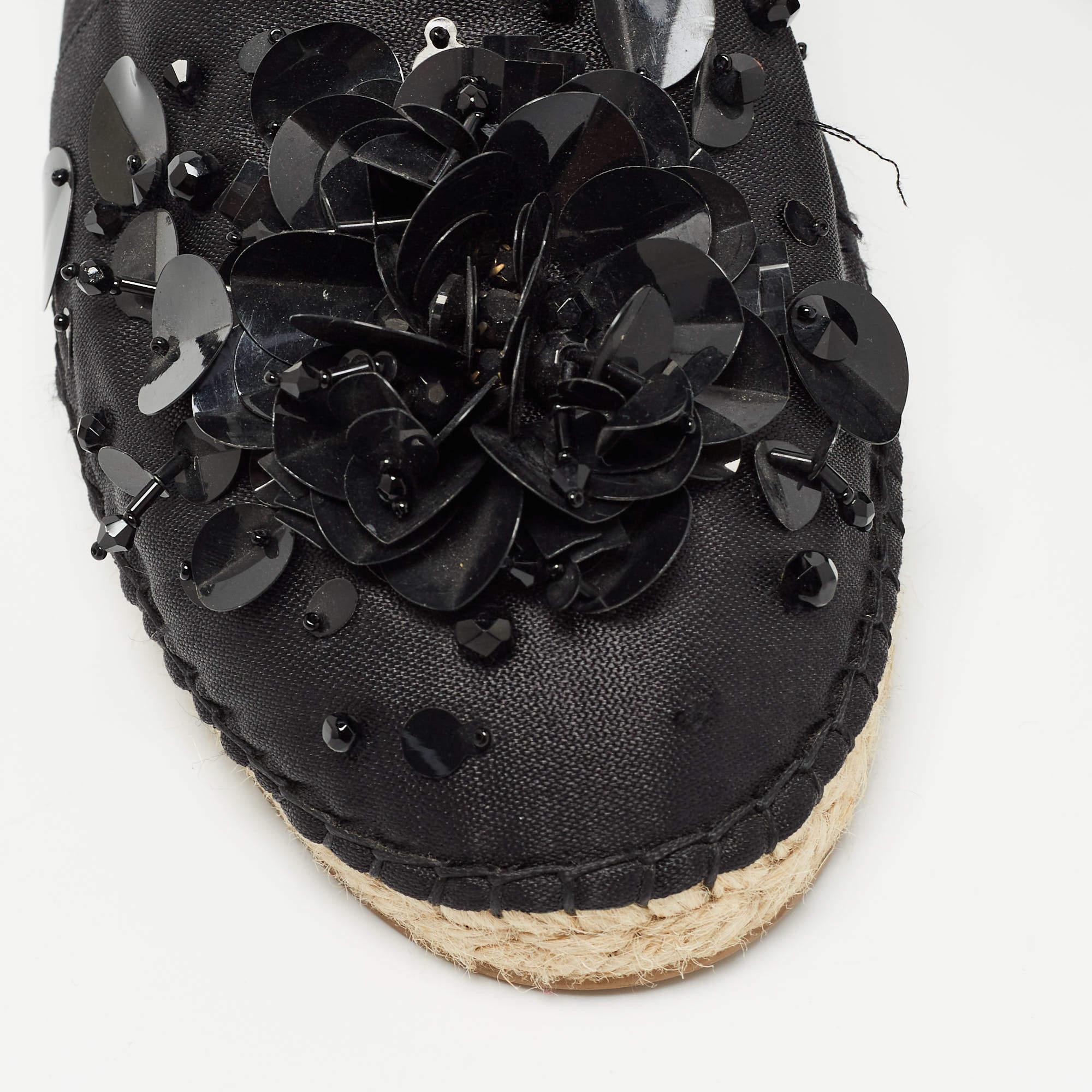 Dior Espadrilles plates embellies de cristaux en toile noire, taille 42 3
