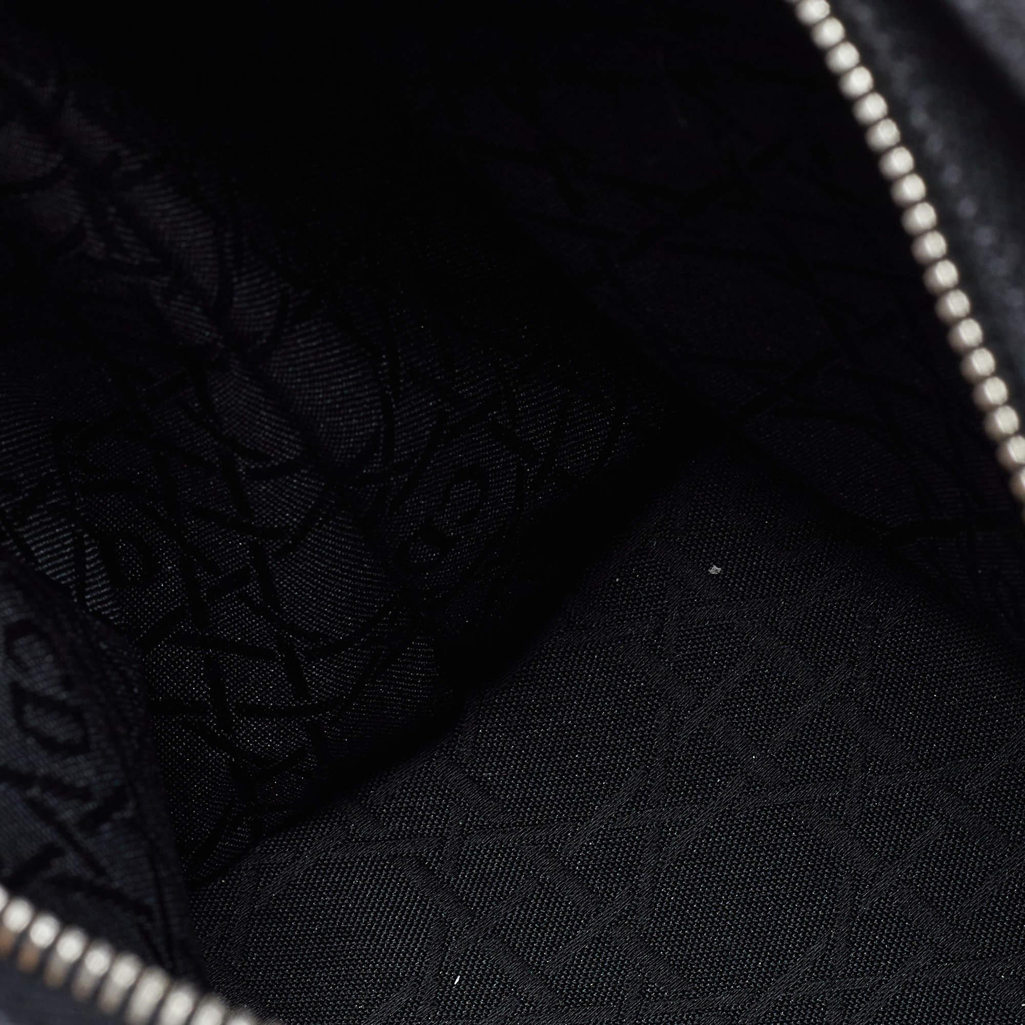 Sac cabas Lady Dior moyen Lady Dior en toile noire avec poignée en écaille en vente 7