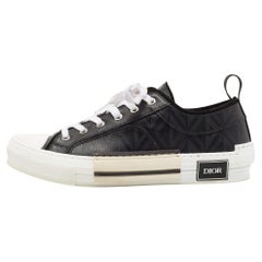 Dior Schwarze Walk'n'Dior Low Top-Sneakers aus Segeltuch Größe 42