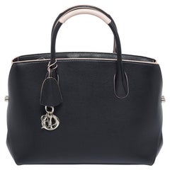 Dior Schwarze/cremefarbene offene Bar-Tasche aus Leder