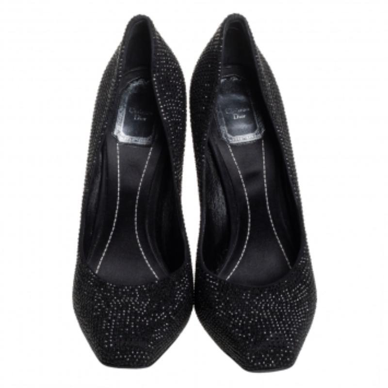 Dior Black Crystal Embellished Suede Square Toe Pumps Size 40 In Good Condition For Sale In Dubai, Al Qouz 2