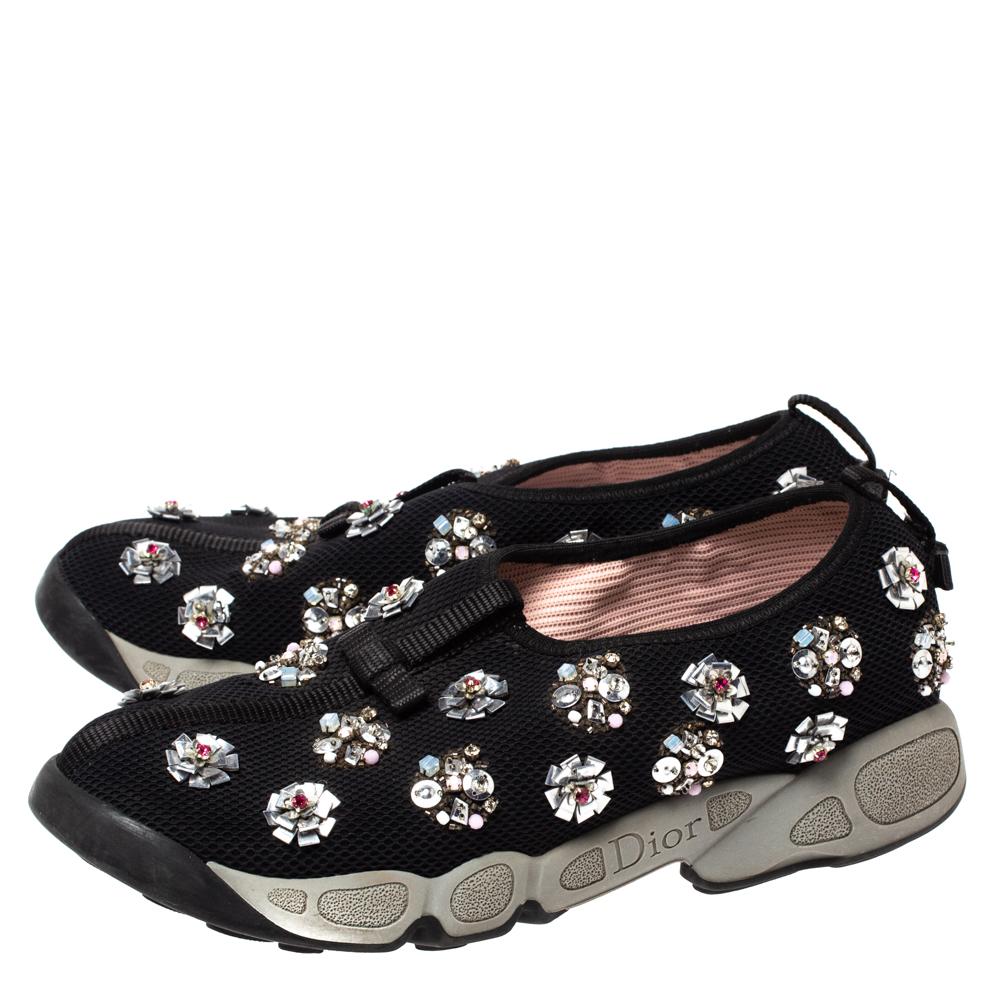 Dior Black Floral Embellished Mesh Fusion Slip On Sneakers Size 38 In Good Condition In Dubai, Al Qouz 2