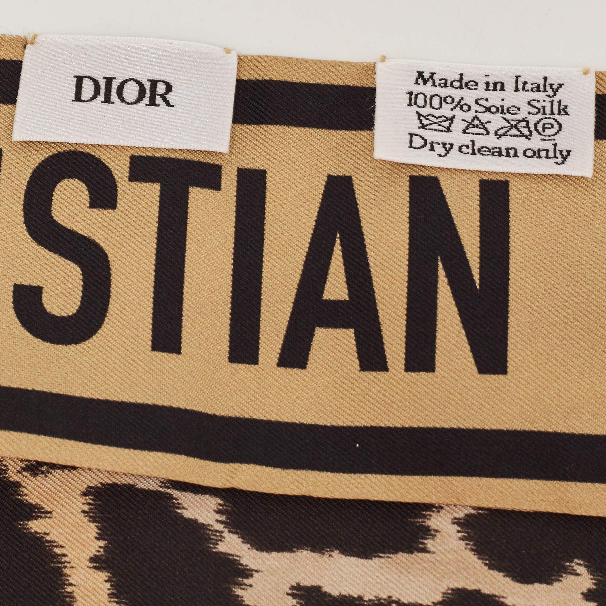 Écharpe Dior Mizza Mitzah en soie imprimée léopard noir/doré Pour femmes en vente