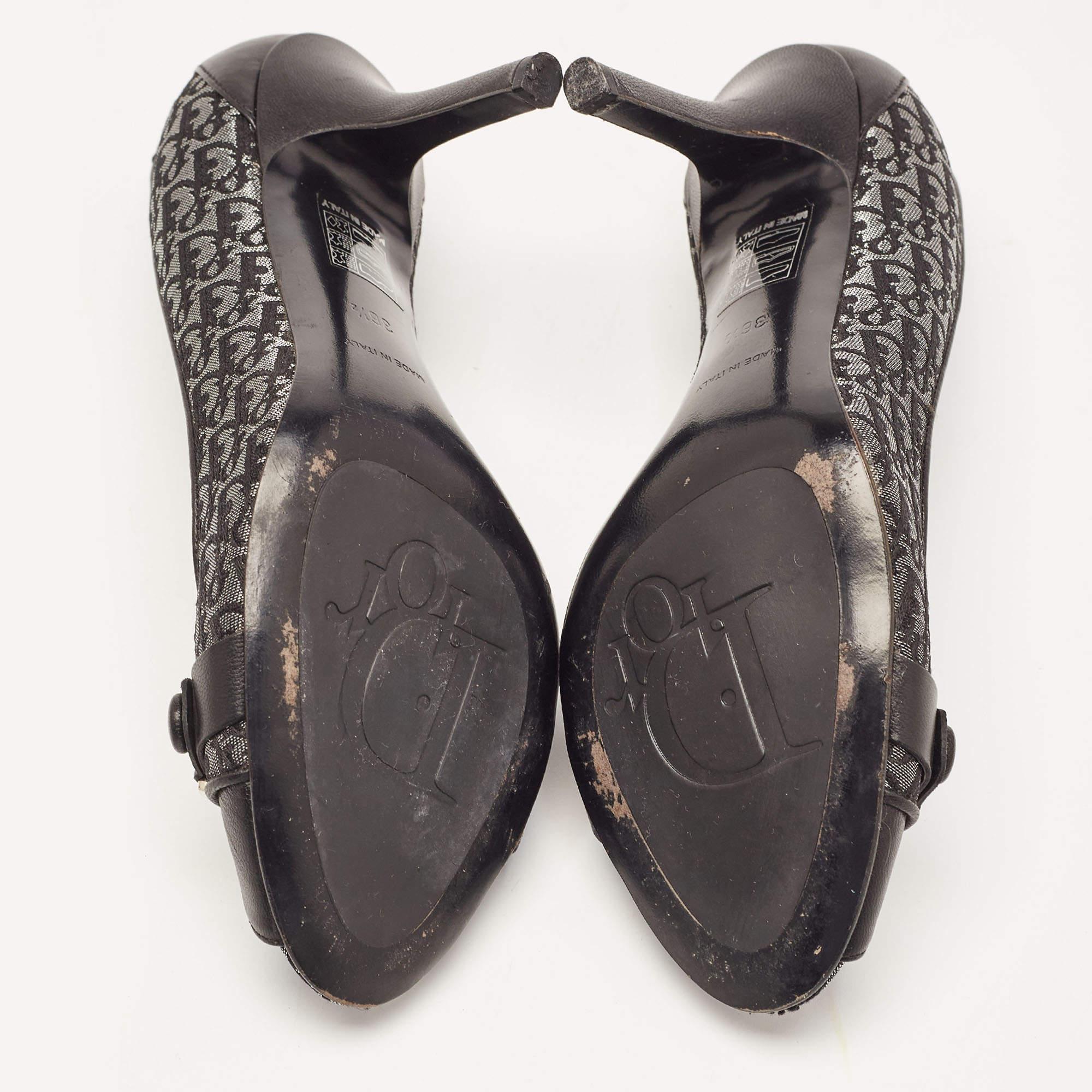 Dior Schwarze/graue Peep Toe Pumps aus Leder und Segeltuch Größe 36,5 Damen im Angebot