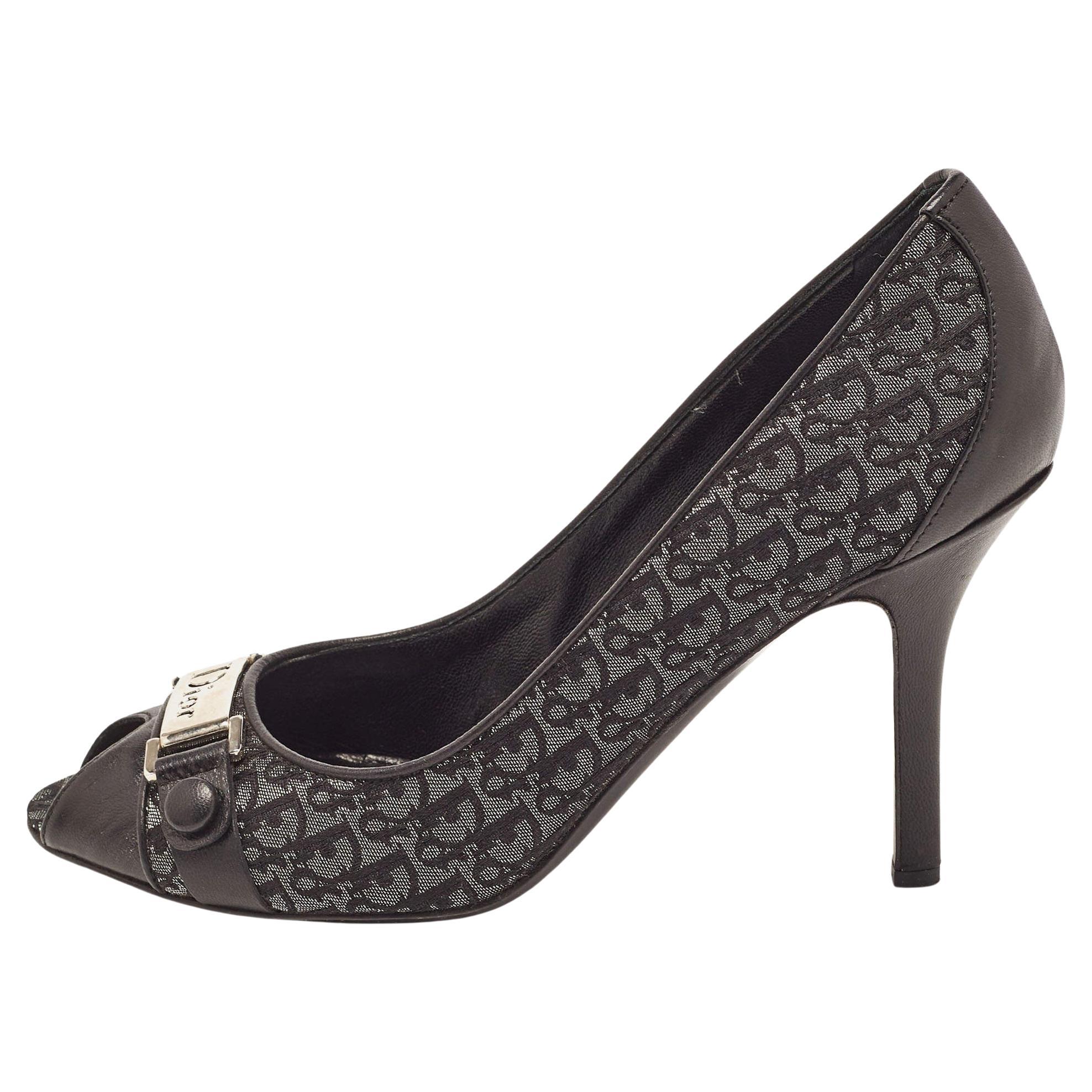 Dior Black/Grey Leather and Canvas Peep Toe Pumps Size 36.5 For Sale
