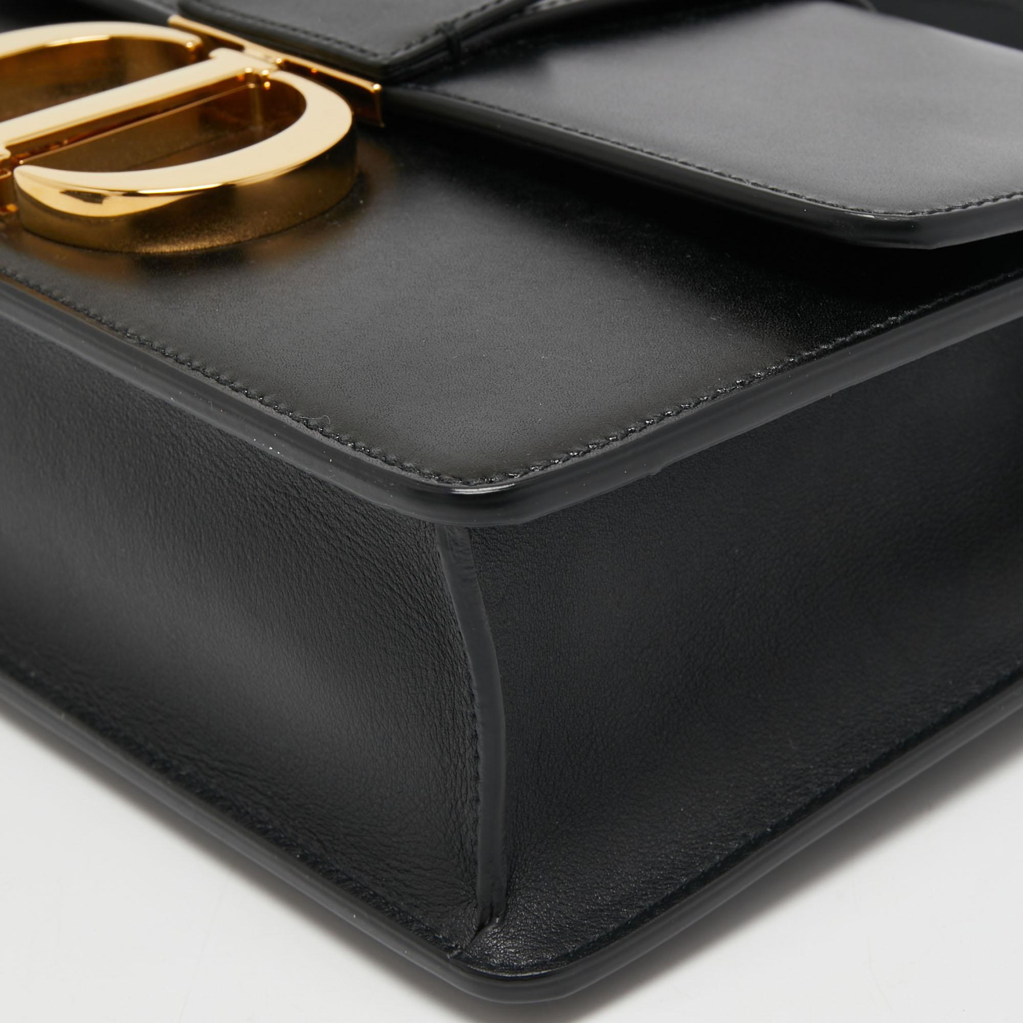 Dior Black Leather 30 Montaigne Shoulder Bag In New Condition In Dubai, Al Qouz 2
