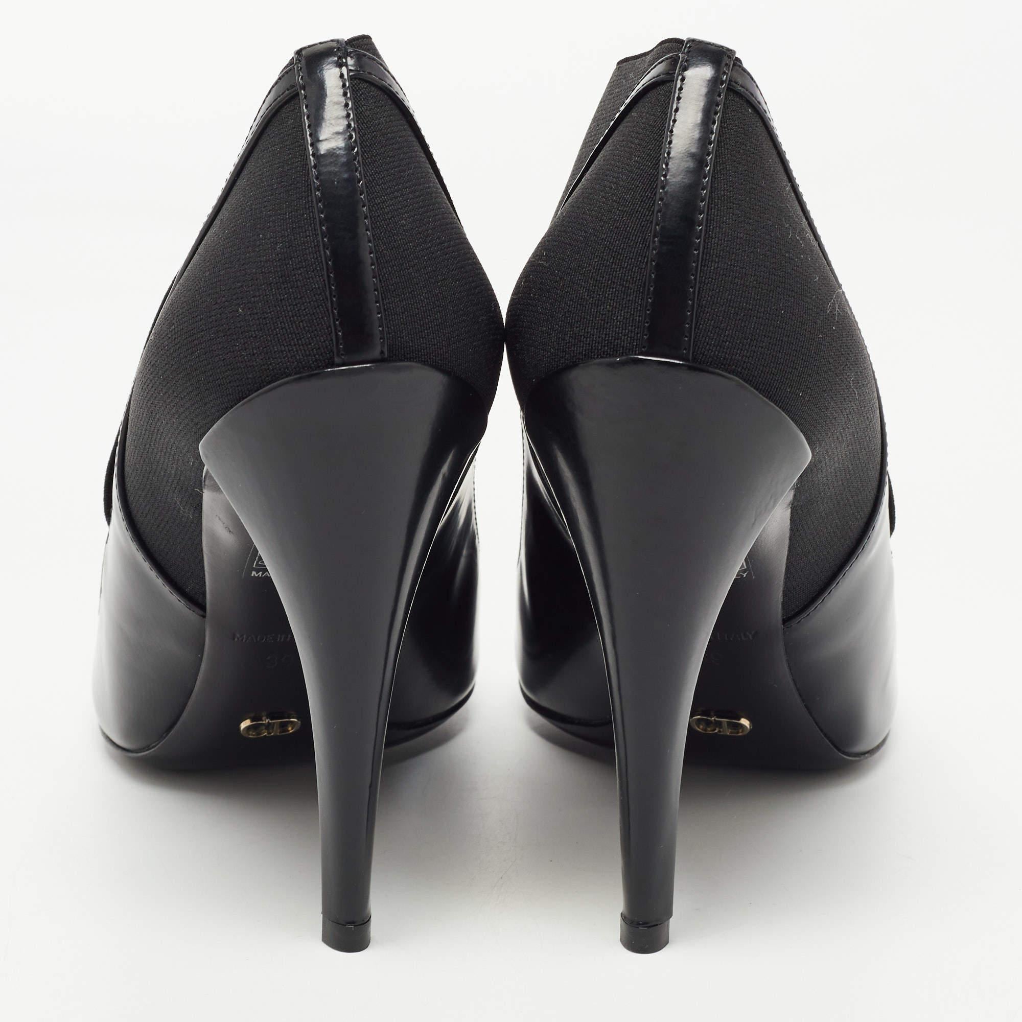 Dior Black Leather and Fabric Kitten Heel Pumps Size 39 In New Condition In Dubai, Al Qouz 2