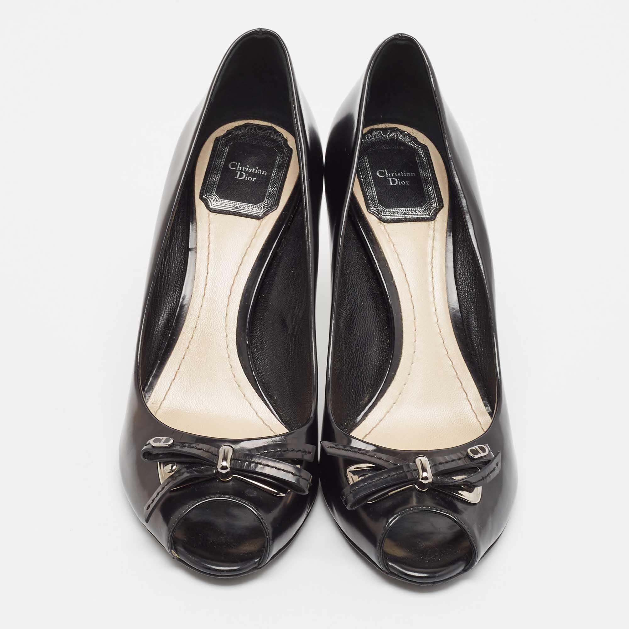 Dior Black Leather Bow Peep Toe Pumps Size 39 In Fair Condition In Dubai, Al Qouz 2