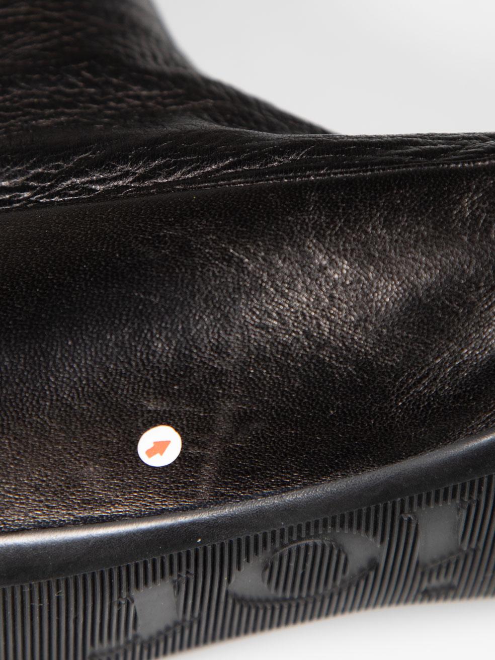 Dior Stivali al ginocchio in pelle nera CD Taglia IT 38.5 in vendita 2