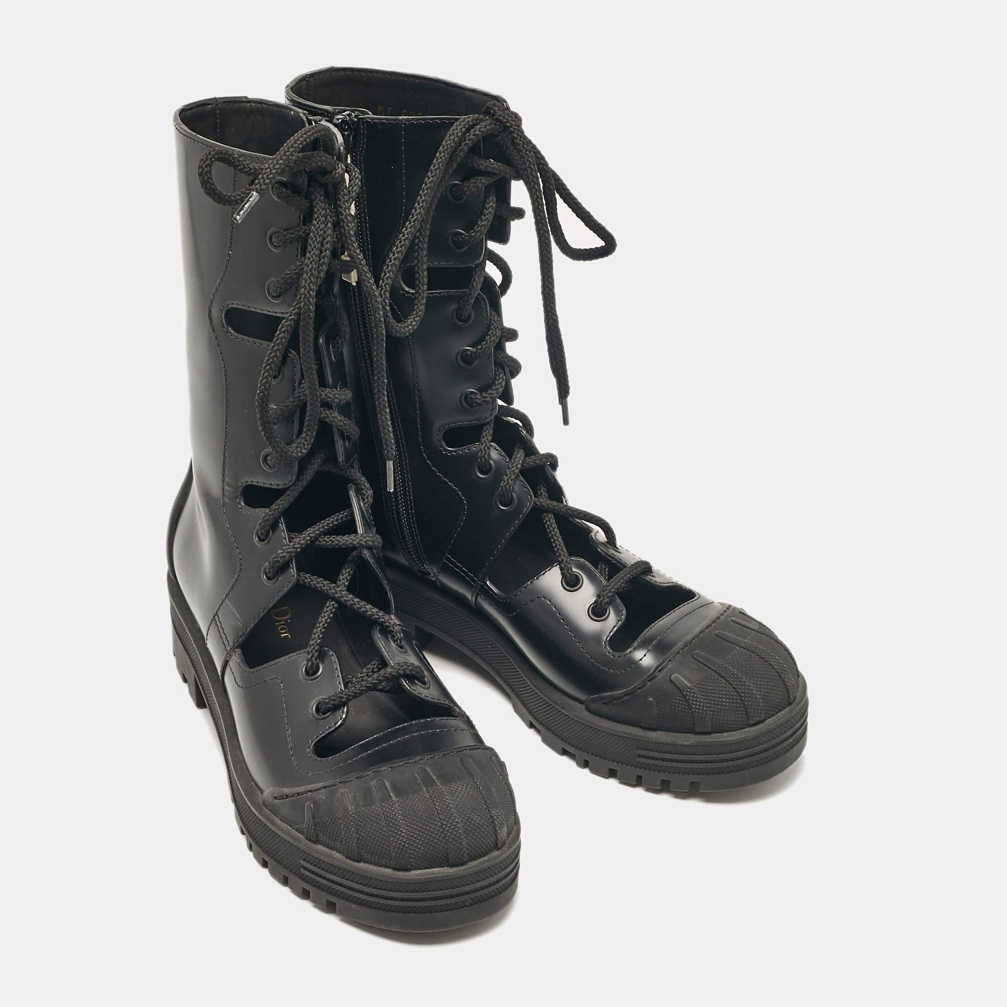 Dior - Bottes de combat en cuir noir - Taille 37 Neuf - En vente à Dubai, Al Qouz 2