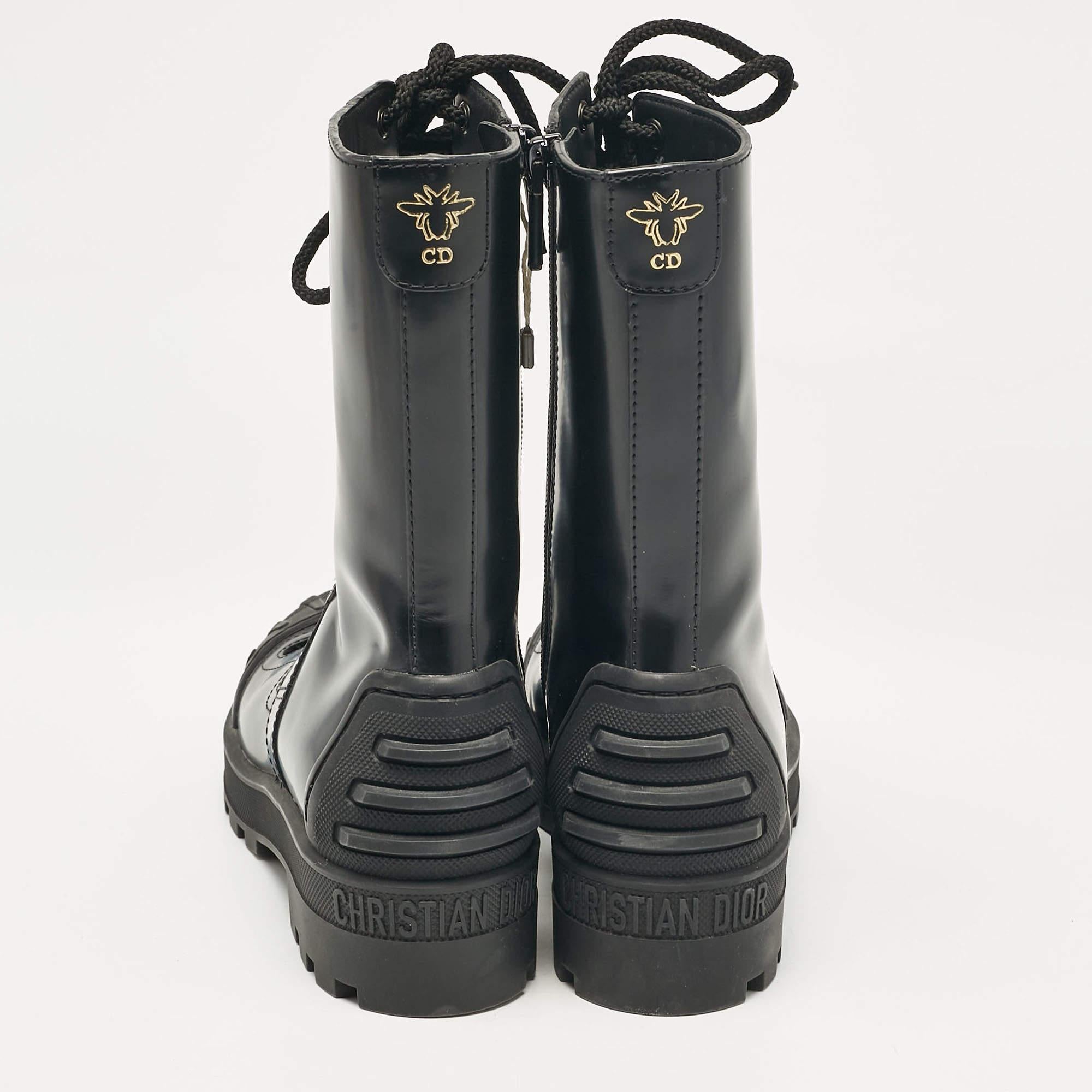 Dior - Bottes de combat en cuir noir - Taille 37 Pour femmes en vente