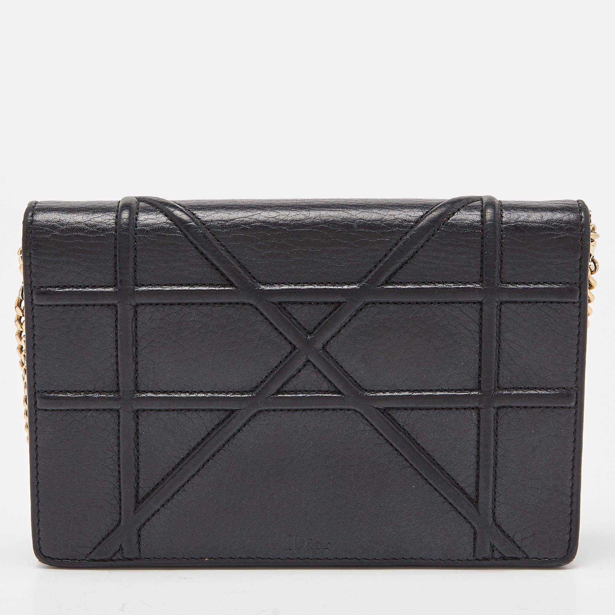 Women's Dior Black Leather Diorama Wallet on Chain For Sale