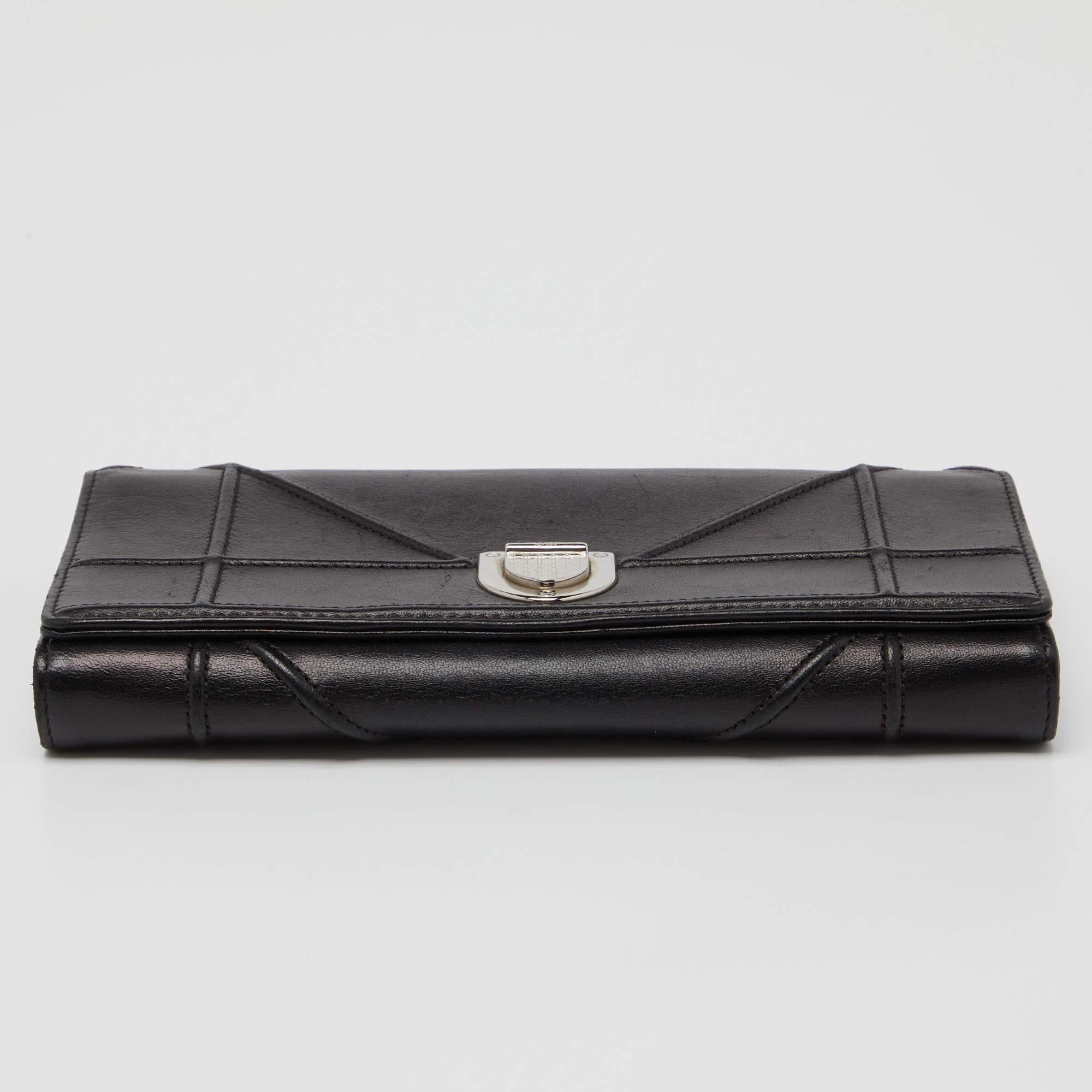 Dior Diorama Brieftasche aus schwarzem Leder an Kette, Diorama 1
