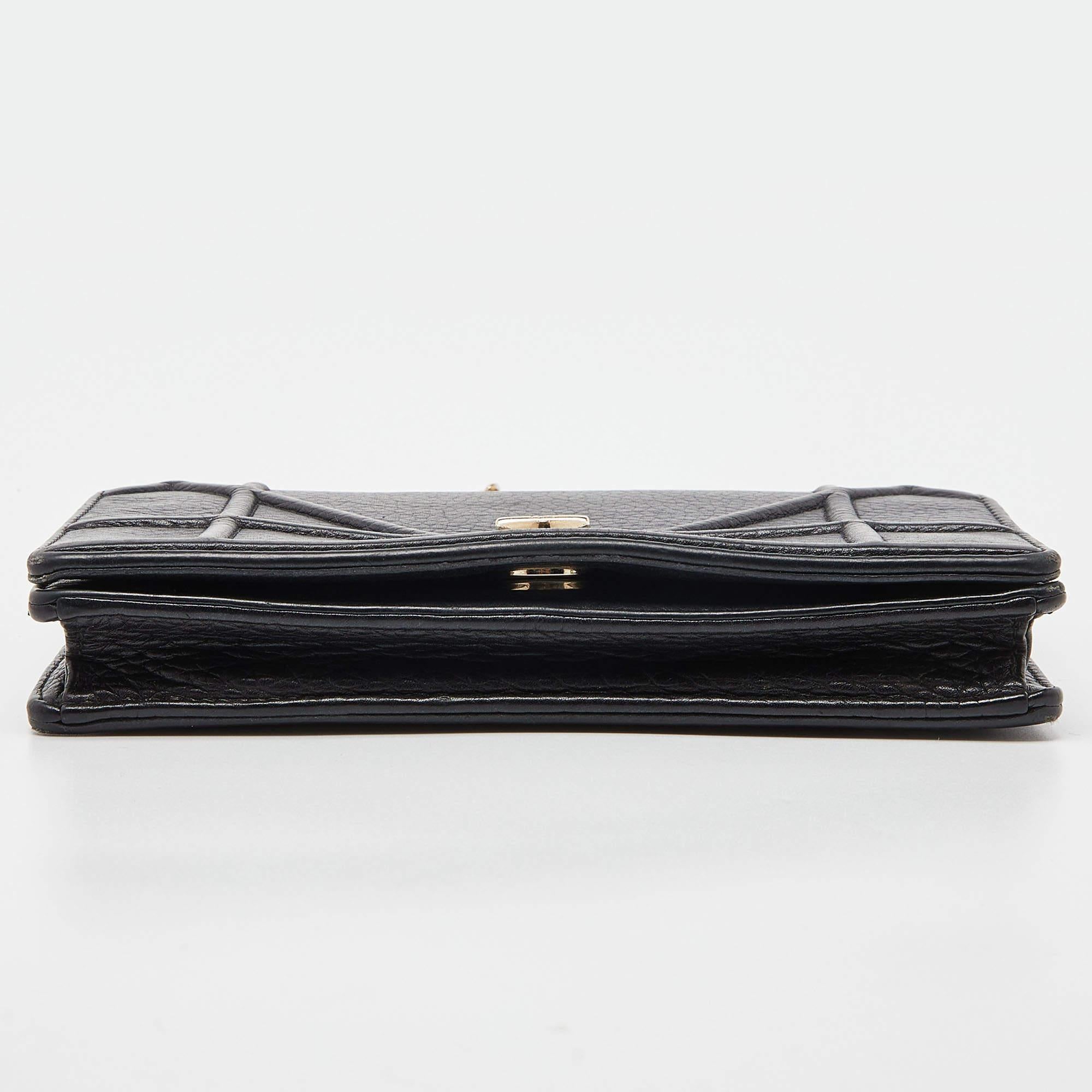 Dior Black Leather Diorama Wallet on Chain For Sale 4