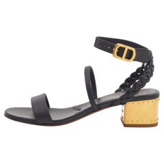 Dior Egee Sandalen mit Knöchelriemen aus schwarzem Leder Größe 38