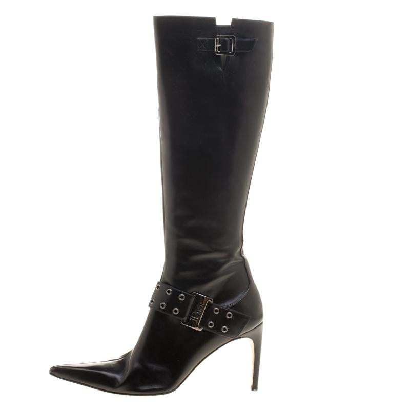 Dior Black Leather Eyelet Detail Pointed Toe Knee High Boots Size 40.5 im Zustand „Gut“ in Dubai, Al Qouz 2