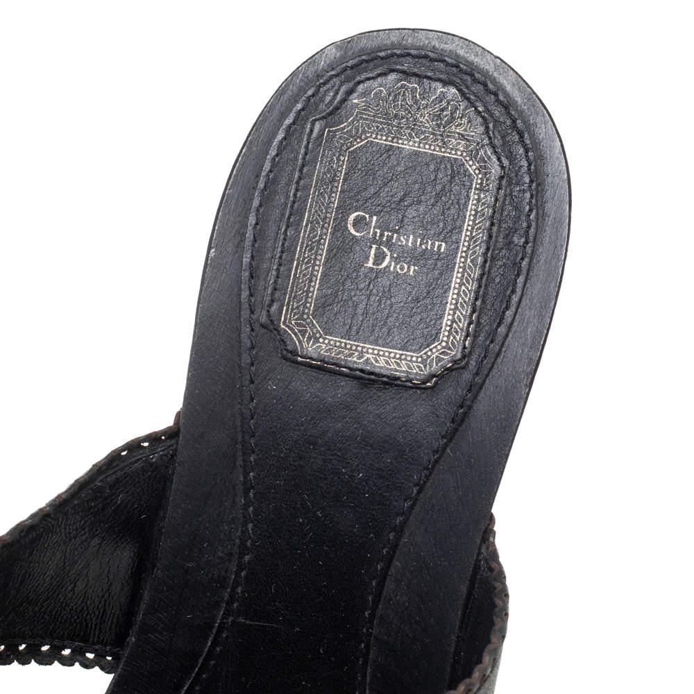 Dior Black Leather Laser Cut Detail Clog Sandals Size 41 For Sale 2