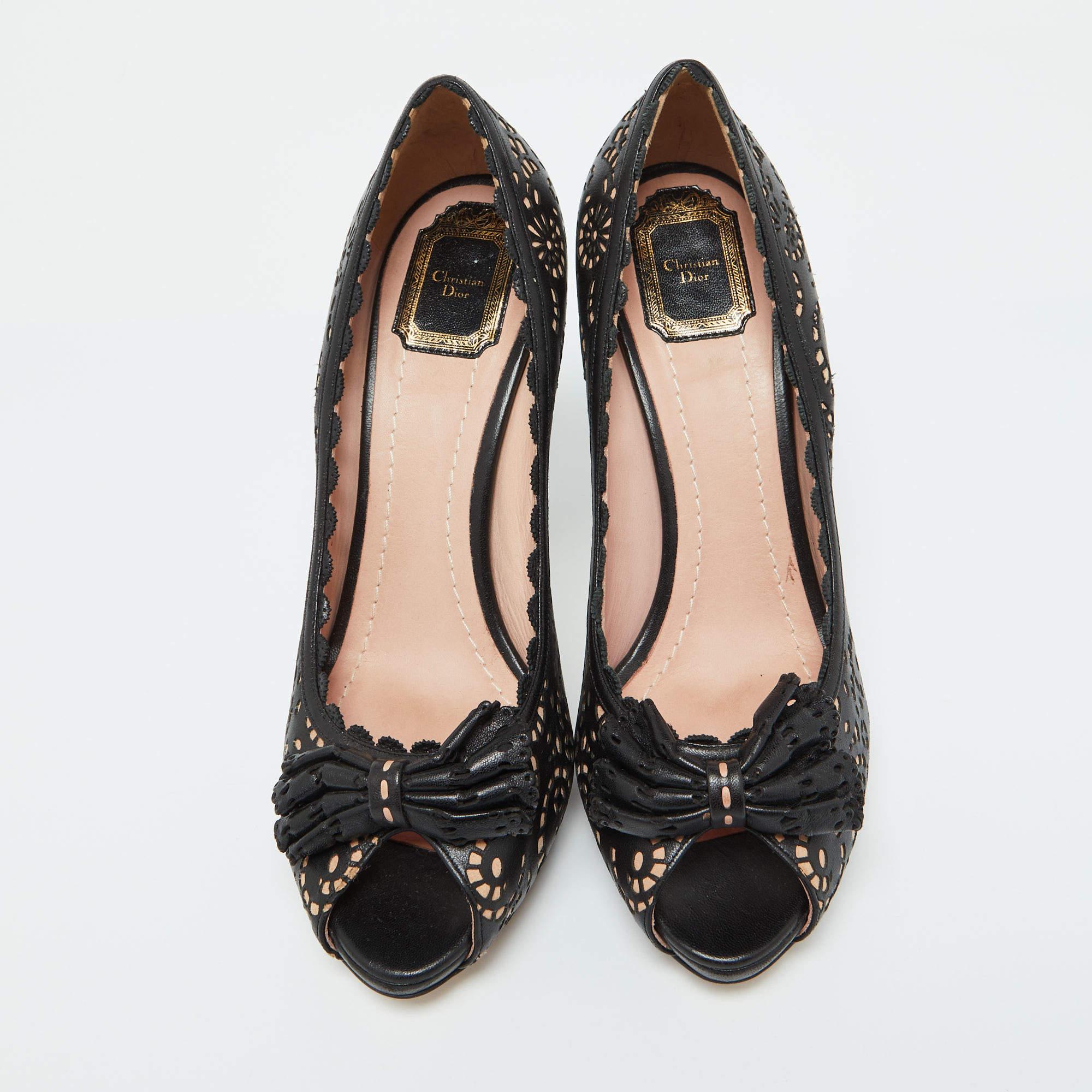 Dior Black Leather Laser Cut Platform Peep Toe Pumps Size 41 In Good Condition In Dubai, Al Qouz 2