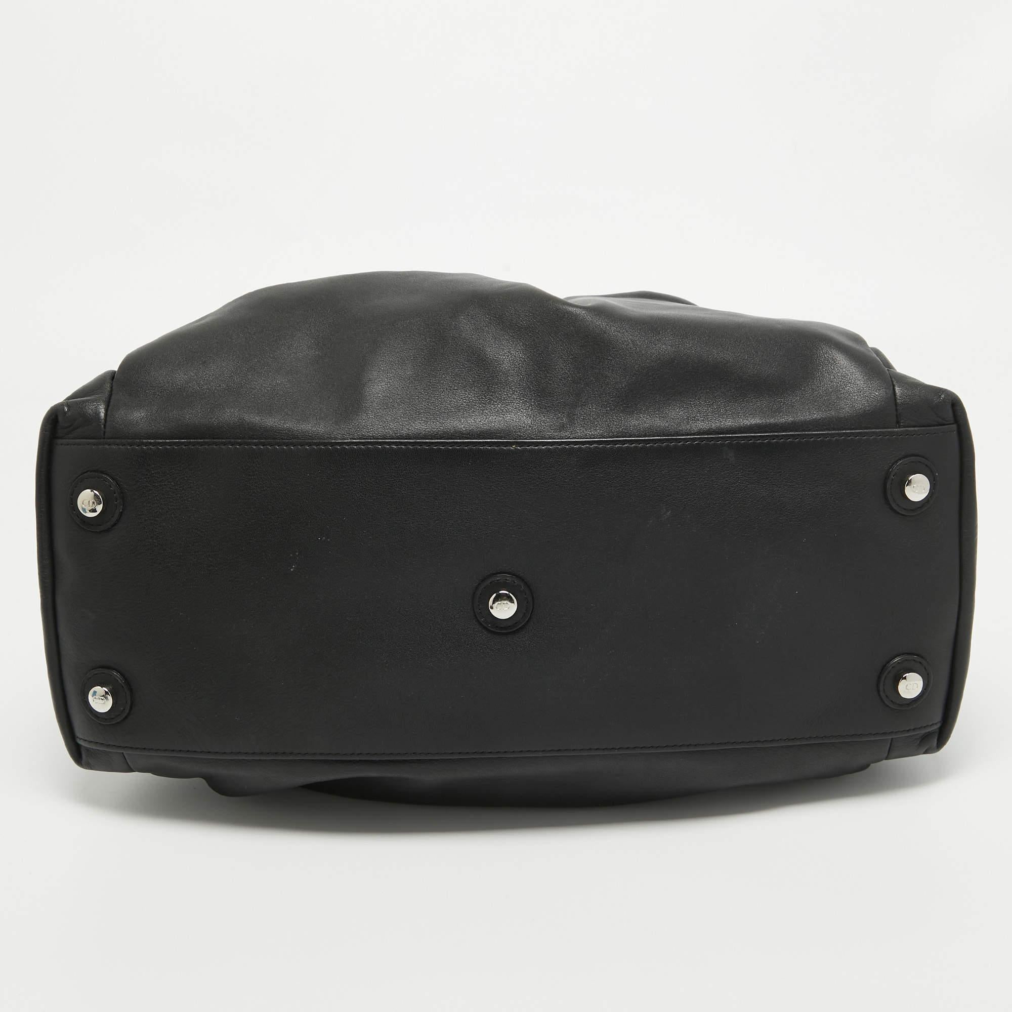 Dior Black Leather Le Trente Hobo For Sale 1