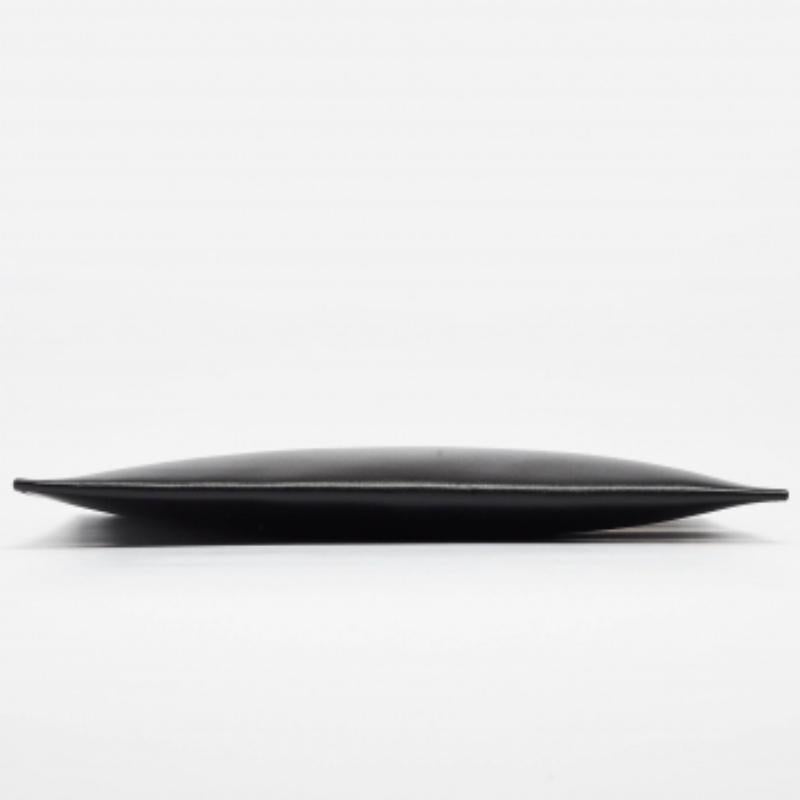 Dior Slim Pouch aus schwarzem Leder mit Logo 2