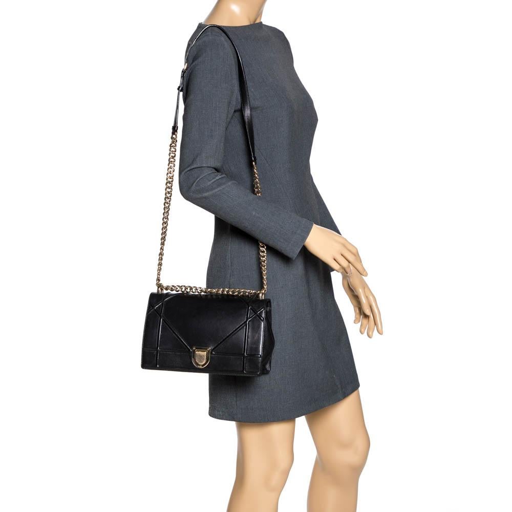 Dior Black Leather Medium Diorama Flap Shoulder Bag In Fair Condition In Dubai, Al Qouz 2