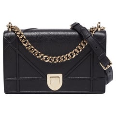 Dior Medium Diorama Umhängetasche aus schwarzem Leder